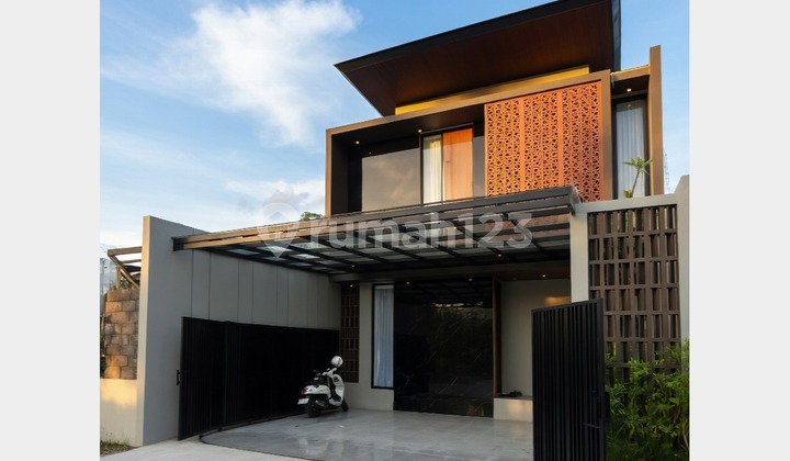 Rumah Premium Jogja Utara - Dekat Pakuwon Mall & Ugm