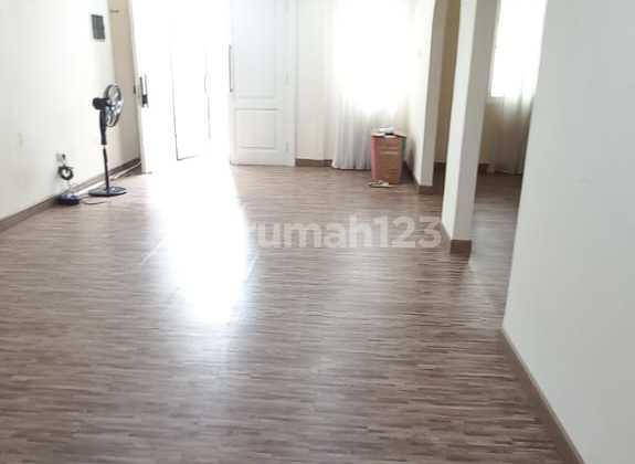Disewakan Rumah Bagus 3 Lantai di Sunter