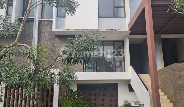 For Sale 3-Story House in BSD City, Foresta Housing Complex, Placido Cluster For Sale 3-Story House in BSD City, Foresta Housing Complex, Placido Cluster