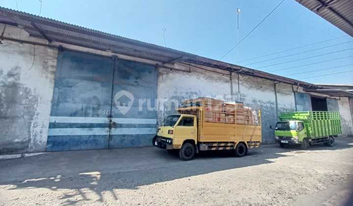 Gudang Strategis di Pergudangan Tanjungsari (Akses Kontainer)