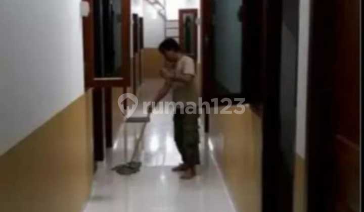 House Plus 12-Room Boarding House Ready to Use, Turnover 15 Million in Cipinang 1