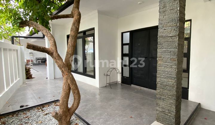 Rumah Modern 2 Lantai SHM Unfurnished Bebas Banjir di Ciledug Rumah Modern 2 Lantai SHM Unfurnished Bebas Banjir di Ciledug