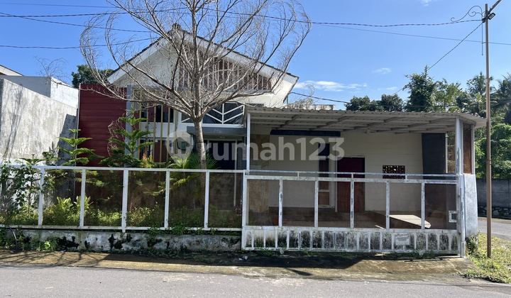 Rumah Murah Aset Bank Syariah Nasional di Gerunung, Praya, Kabupaten Lombok Tengah Rumah Murah Aset Bank Syariah Nasional di Gerunung, Praya, Kabupaten Lombok Tengah