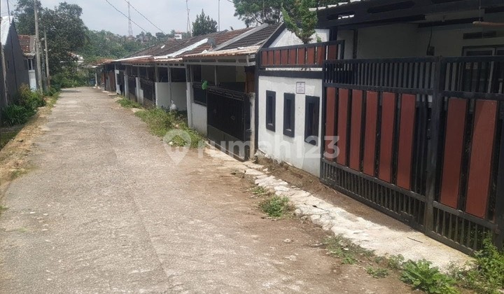 Rumah Murah Aset Bank Syariah Nasional di Cikalong Wetan, Kabupaten Bandung Barat