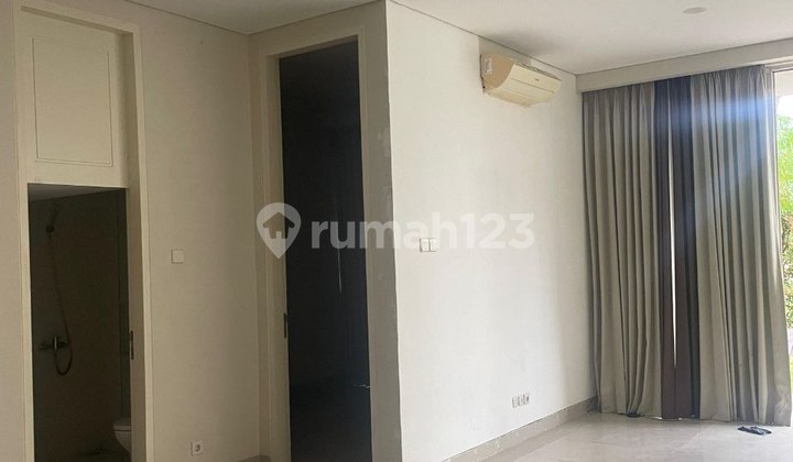 For Sale - Rumah di Pakuwon City Surabaya For Sale - Rumah di Pakuwon City Surabaya