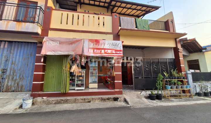 2-Story Multifunctional House in Central Tegal City 2-Story Multifunctional House in Central Tegal City