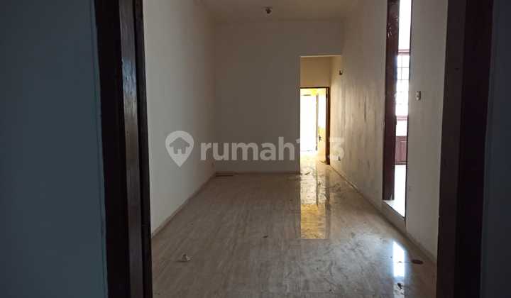 Disewakan Rumah Huni di Candisari 1