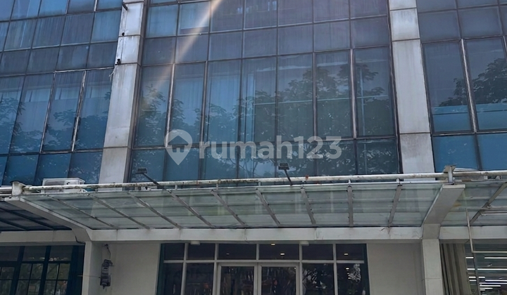 3-Storey Shop House in Bintaro Ready for Use & Bustling 73735 Dk 1