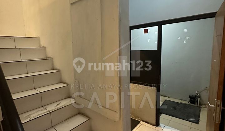 2-Storey Shophouse in a Prime and Busy Main Road Location, Mekarwangi, Bandung. 2