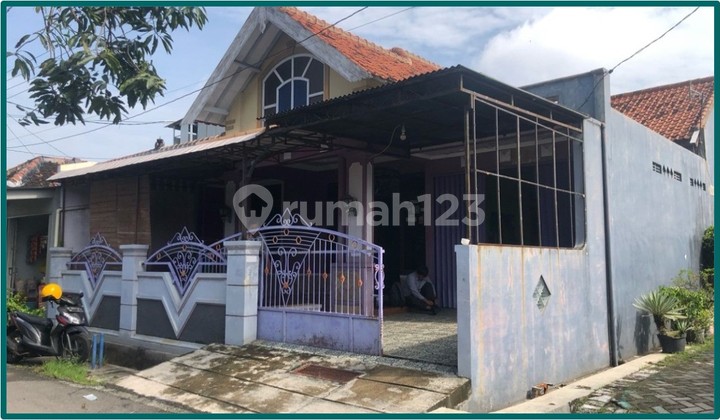 Rumah Strategis Harga Manis, Siap Huni 1