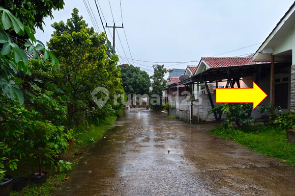 Rumah Berada di Perumahan Ditengah Kota Rumah Berada di Perumahan Ditengah Kota