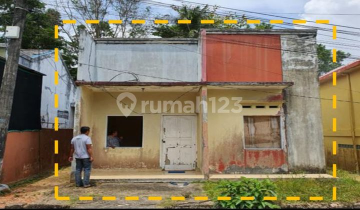 Rumah Berada Tidak Jauh dengan Pusat Kota Rumah Berada Tidak Jauh dengan Pusat Kota