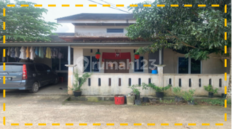 Rumah Berada di Perumahan Ditengah Kota Rumah Berada di Perumahan Ditengah Kota