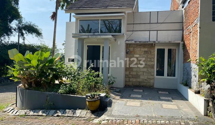 Rumah Tinggal di Perumahan Kalila Residence Rumah Tinggal di Perumahan Kalila Residence