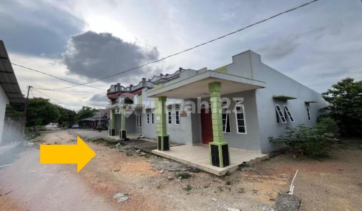 Rumah 7 Hamparan dengan Halaman yang Luas dan Lingkungan Nyaman