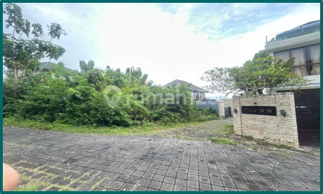 Dijual Villa di Kuta Selatan