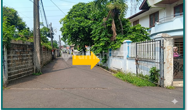 Dekat Pemukiman Warga dan Dekat dengan Akses Jalan Dekat Pemukiman Warga dan Dekat dengan Akses Jalan