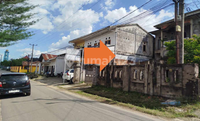 Rumah Berada di Pusat Kota Rumah Berada di Pusat Kota