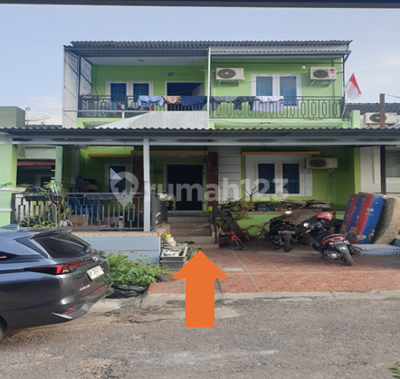 Rumah Berada di Pusat Kota dan Dilingkungan Yg Ramai Rumah Berada di Pusat Kota dan Dilingkungan Yg Ramai