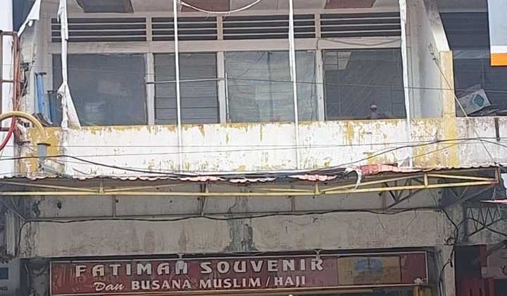 Ruko Berada di Tengan Pasar Raya Kota Padang