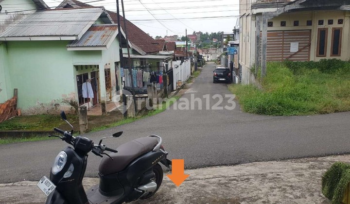 Rumah di Kota Jambi dengan Lingkungan Ramai Rumah di Kota Jambi dengan Lingkungan Ramai