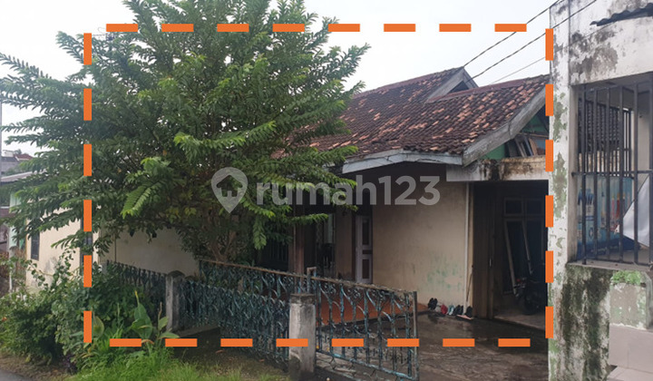 Rumah Berada di Pusat Kota Rumah Berada di Pusat Kota