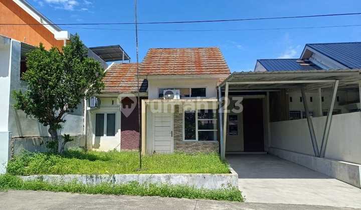 Dijual Rumah Tinggal di Perumahan Green Kartika, Koto Tangah, Padang