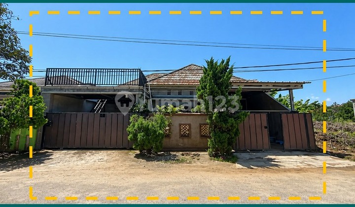 Sangat Cocok untuk Tempat Tinggal Kondisi Rumah Siap Huni Sangat Cocok untuk Tempat Tinggal Kondisi Rumah Siap Huni