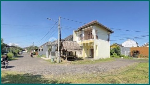 Rumah Tinggal Dekat dengan Daerah Pariwisata Rumah Tinggal Dekat dengan Daerah Pariwisata