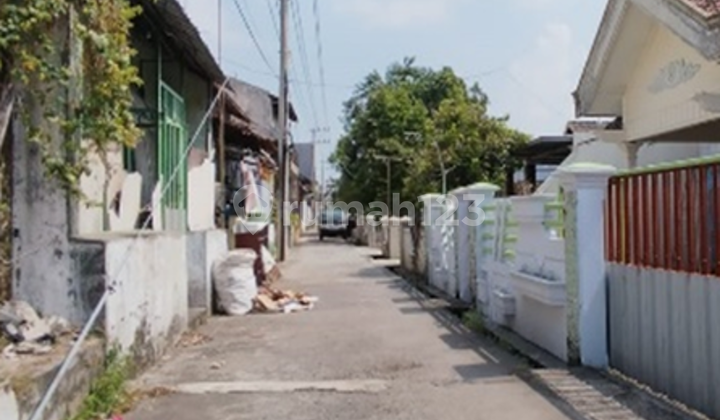 Rumah Tinggal di Mojokerto Rumah Tinggal di Mojokerto
