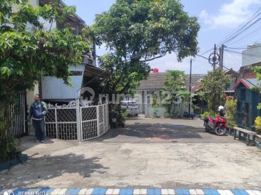 Rumah Tinggal di Perumahan Graha Gardenia Blok B-27 dan B-24 Pakis Kabupaten Malang Rumah Tinggal di Perumahan Graha Gardenia Blok B-27 dan B-24 Pakis Kabupaten Malang
