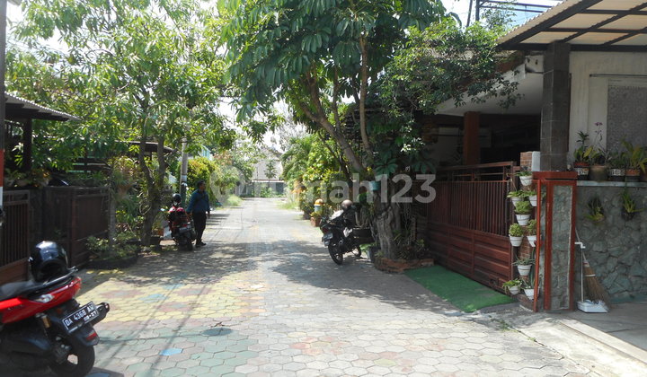 Rumah Tinggal di Perumahan Abm Permai Jalan Manunggal Kav A-71 Kota Malang Rumah Tinggal di Perumahan Abm Permai Jalan Manunggal Kav A-71 Kota Malang