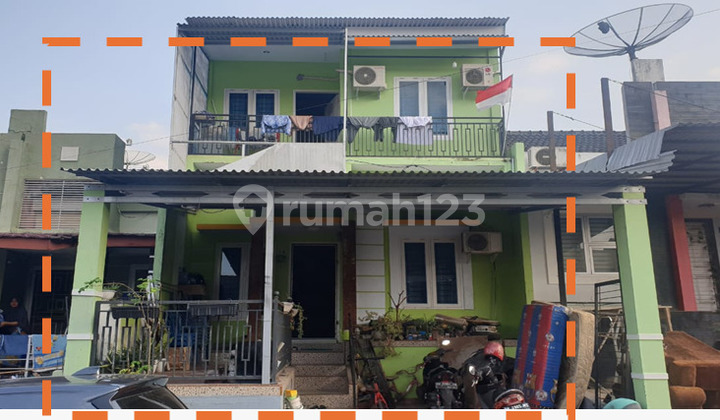 Rumah Berada di Pusat Kota dan Dilingkungan Yg Ramai Rumah Berada di Pusat Kota dan Dilingkungan Yg Ramai