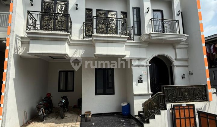 Rumah Dijual Perumahan Casa De Hokie, Jagakarsa, Kota Jakarta Selatan Rumah Dijual Perumahan Casa De Hokie, Jagakarsa, Kota Jakarta Selatan