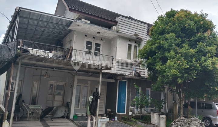 Rumah Tinggal di Jl. Batu Cermin, Perum Sempaja Residence, Blok F No. 5 Kel. Sempaja Utara Kec. Samarinda Utara Kota Samarinda Prov Kalimantan Timur Rumah Tinggal di Jl. Batu Cermin, Perum Sempaja Residence, Blok F No. 5 Kel. Sempaja Utara Kec. Samarinda Utara Kota Samarinda Prov Kalimantan Timur