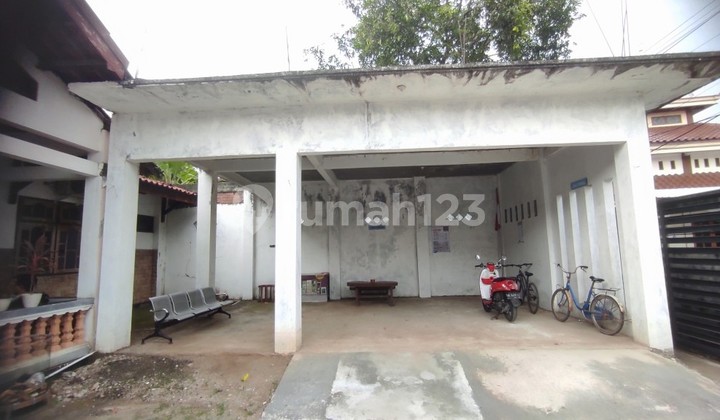 Rumah Luas dan Nyaman Rumah Luas dan Nyaman