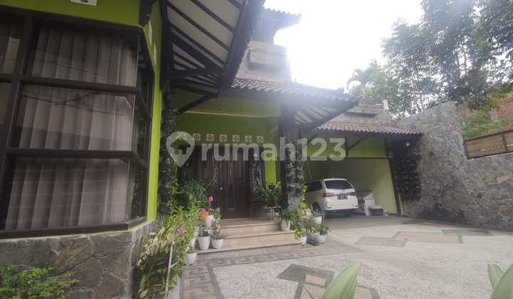 Rumah Tinggal di Kota Batu Rumah Tinggal di Kota Batu