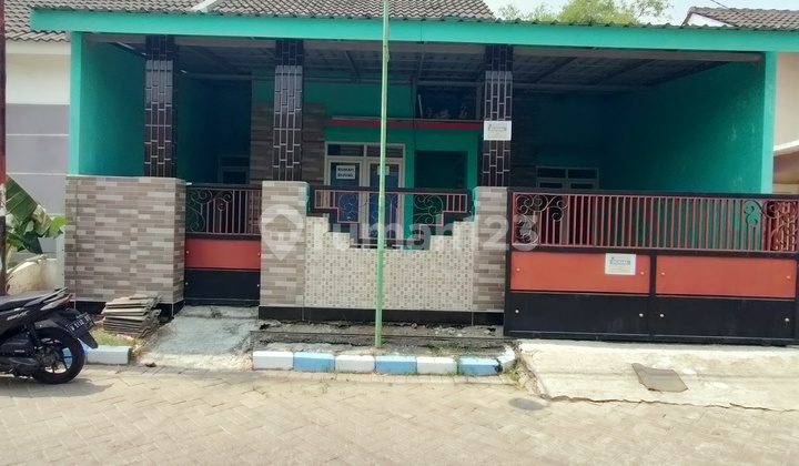 Rumah Tinggal di Perumahan Green Park Sidoarjo Rumah Tinggal di Perumahan Green Park Sidoarjo