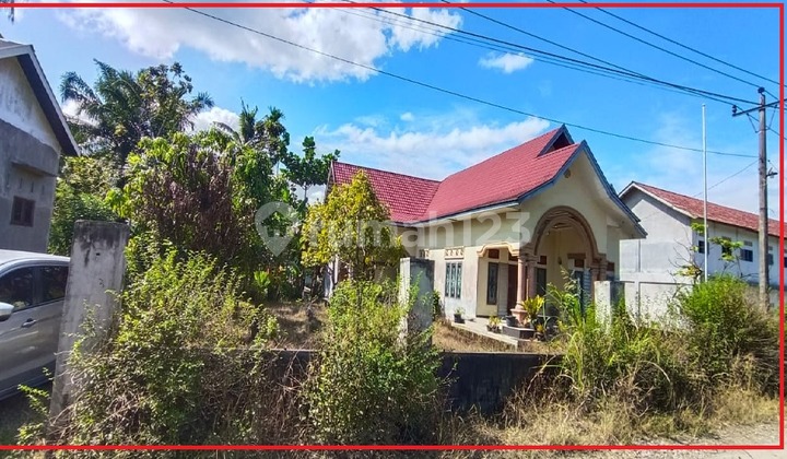 Rumah Luas Berada di Langkat dan Dekat Pemukiman Warga serta Sekolah Rumah Luas Berada di Langkat dan Dekat Pemukiman Warga serta Sekolah