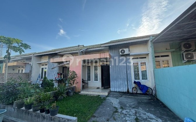 Rumah Siap Huni Berada di Dalam Komplek Rumah Siap Huni Berada di Dalam Komplek