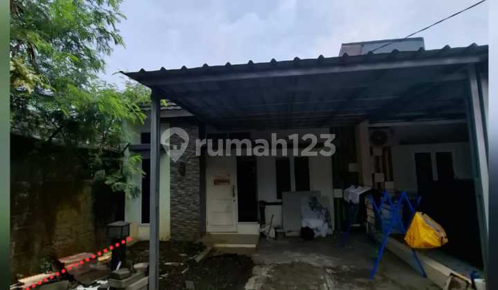 Rumah Berada di Perumahan Ditengah Kota