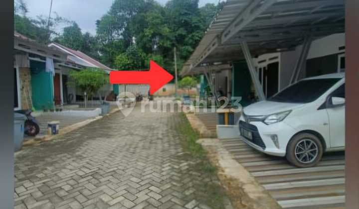Rumah Berada di Perumahan Ditengah Kota