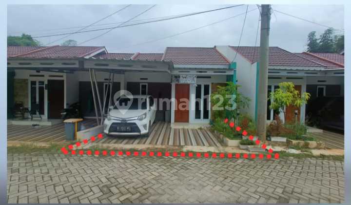 Rumah Berada di Perumahan Ditengah Kota