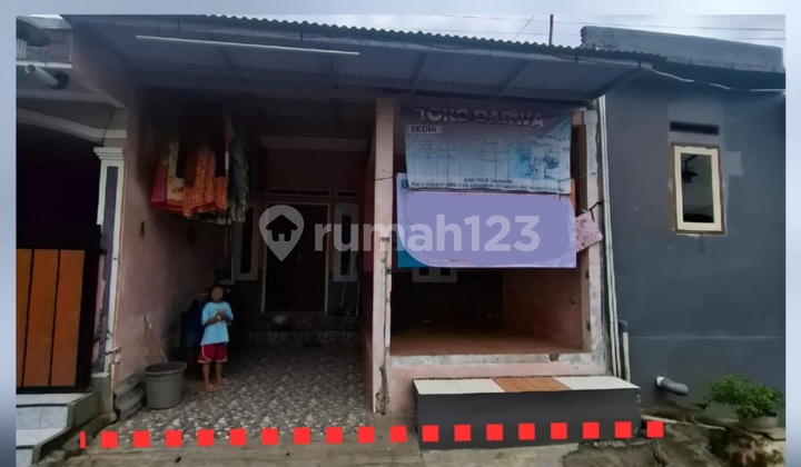 Rumah Berada di Perumahan Ditengah Kota Rumah Berada di Perumahan Ditengah Kota