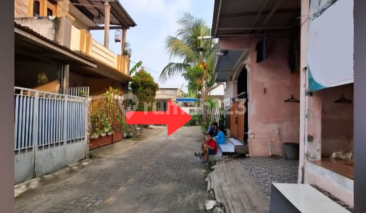 Rumah Berada di Perumahan Ditengah Kota Rumah Berada di Perumahan Ditengah Kota