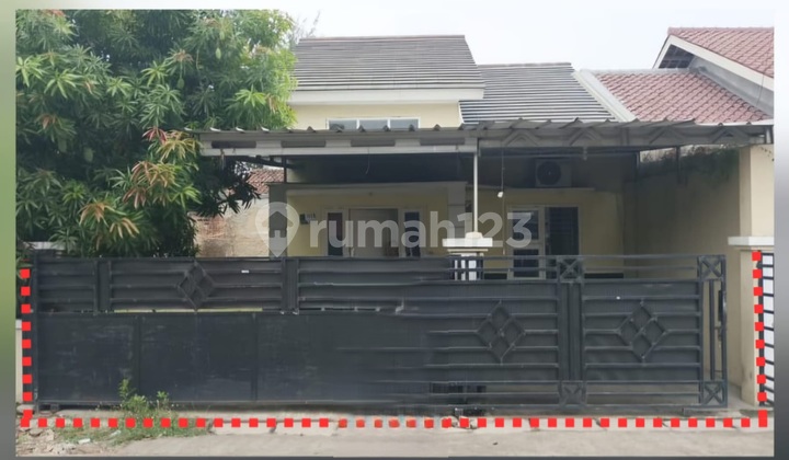 Rumah Berada di Perumahan Ditengah Kota Rumah Berada di Perumahan Ditengah Kota