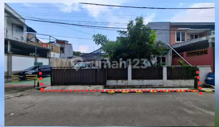 Rumah Berada di Perumahan Ditengah Kota Rumah Berada di Perumahan Ditengah Kota