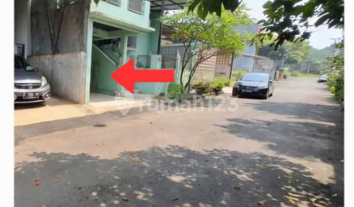 Rumah Berada di Perumahan Ditengah Kota