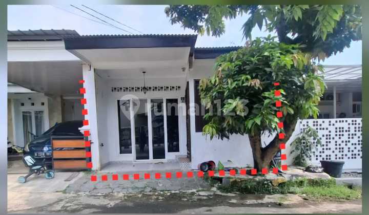 Rumah Berada di Perumahan Ditengah Kota