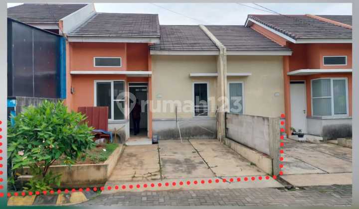 Rumah Berada di Perumahan Ditengah Kota Rumah Berada di Perumahan Ditengah Kota